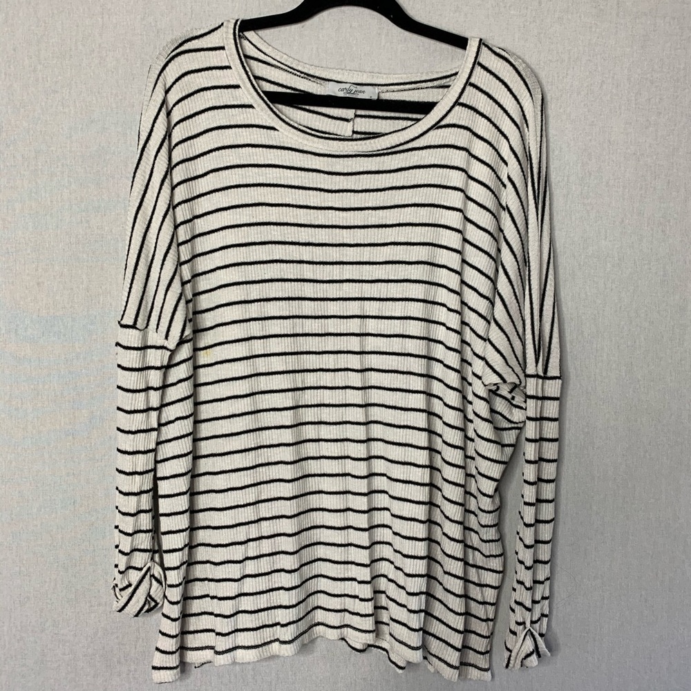 CJLA EVELYN WHITE AND BLACK STRIPED